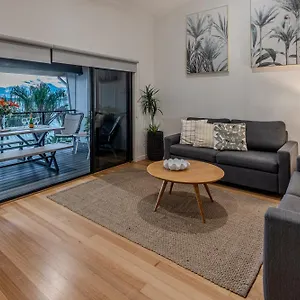  Apartment Shorelines On By Hiha